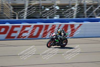 media/Jun-26-2022-Fastrack Riders (Sun) [[e3c435f101]]/Level 4/Start Finish/